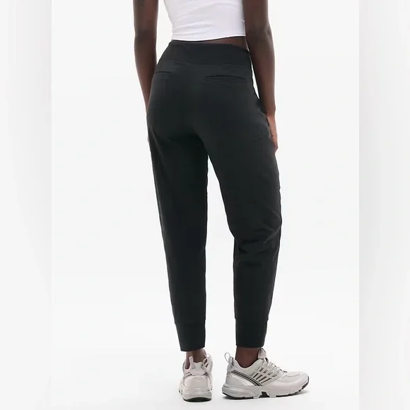 Athleta Trekkie North Jogger Pants Black Womens Size 8 NWT High rise outdoor - Picture 2 of 11